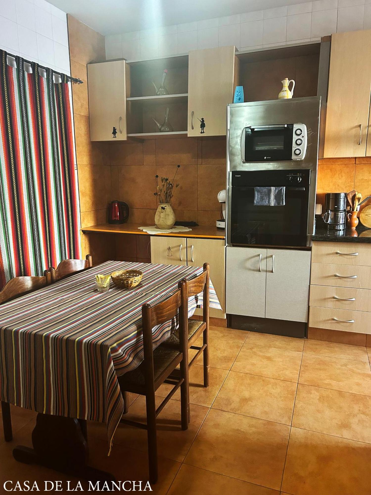 Casa Rural Compartida Casa De La Mancha Mota Del Cuervo Eksteriør bilde